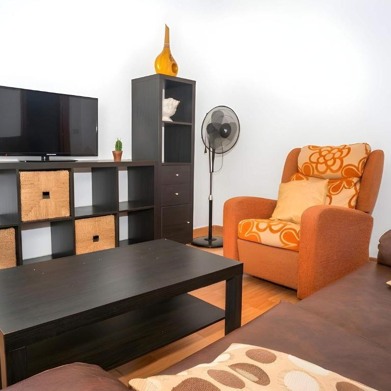 Apartamento en Conil Zona centro solo aceptamos familias y parejas - Appartement - 3