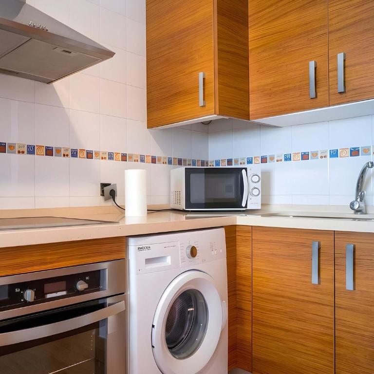 Apartamento en Conil Zona centro solo aceptamos familias y parejas - Appartement - 14
