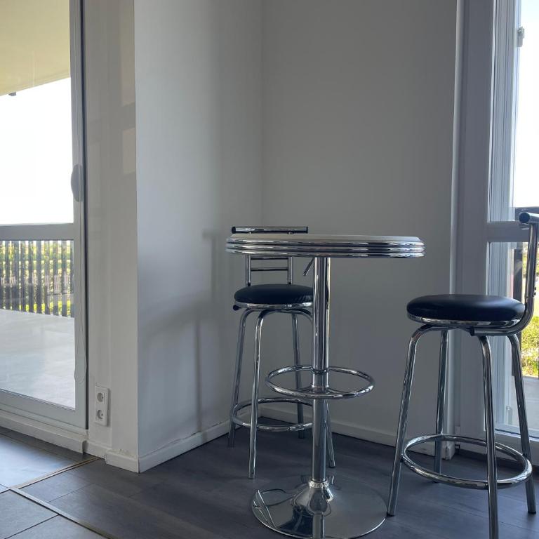 appartement T3 avec vue de mer , 72M2, stationnement - Appartement 2 Chambres - 6