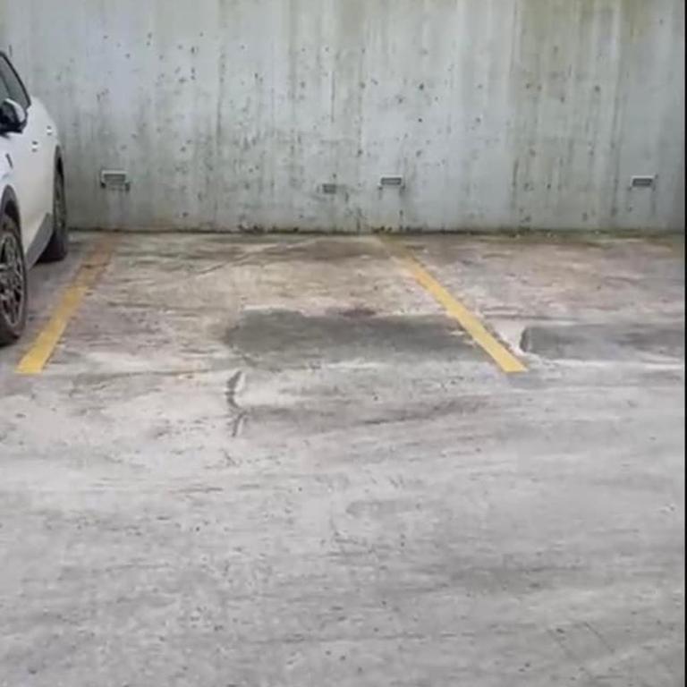 Cómodo Depto 3 camas, vista al estadio y estacionamiento gratis - Apartamento de 2 dormitorios con balcón - 27