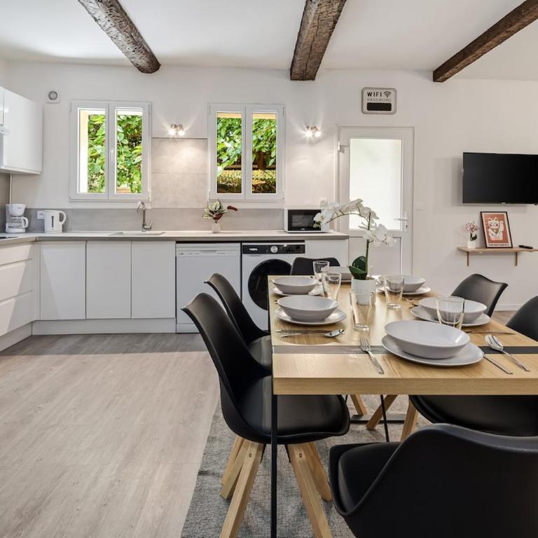 Maison 4 ch grand Patio Cœur de Ville - Casa con 4 camere da letto - 1