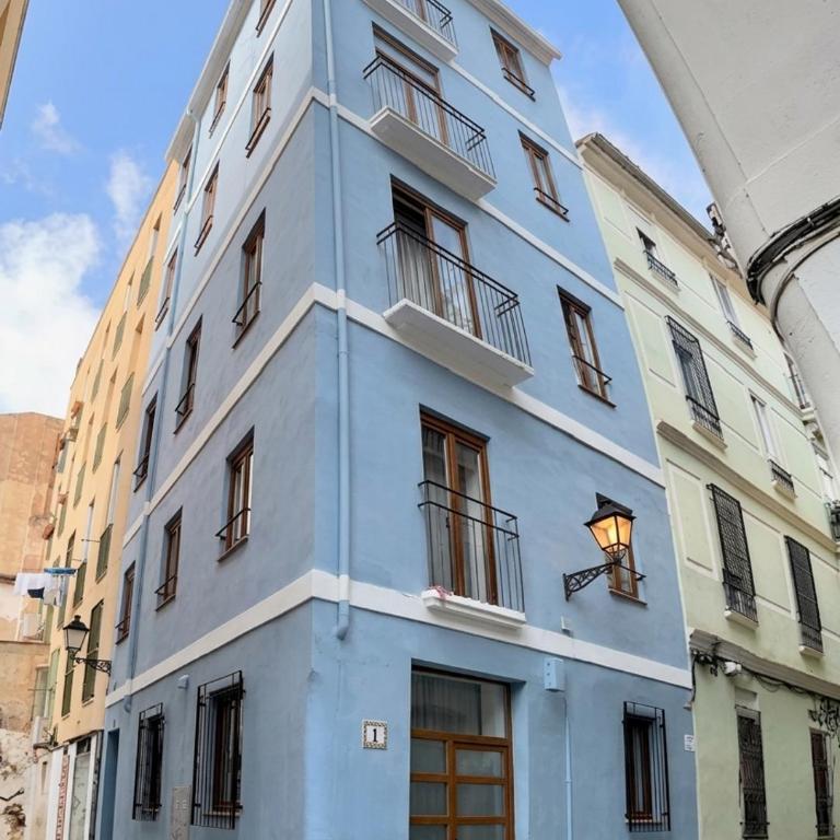 Modern 1 Bedroom Apt in Historic Center • Ground F - Appartement - 12