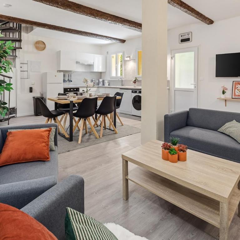 Maison 4 ch grand Patio Cœur de Ville - Casa con 4 camere da letto - 3