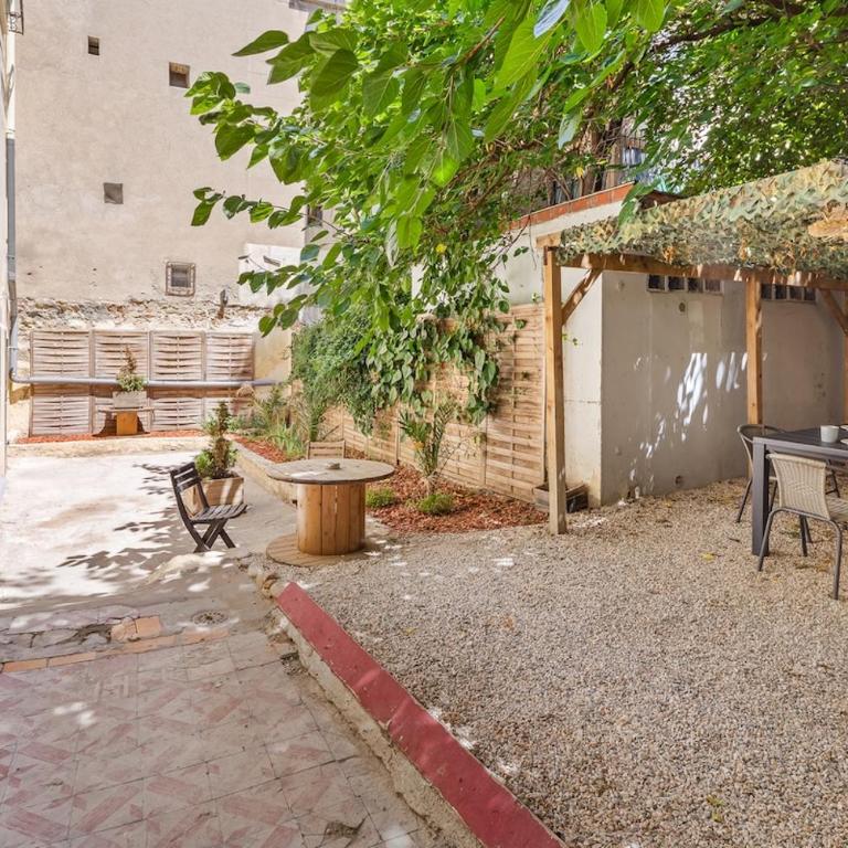Maison 4 ch grand Patio Cœur de Ville - Casa con 4 camere da letto - 8