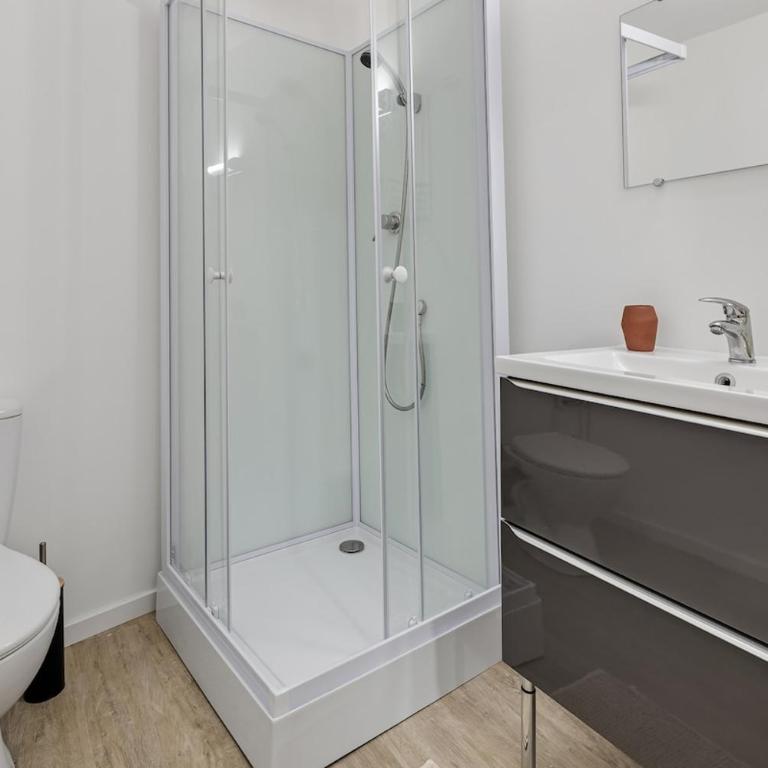 Maison 4 ch grand Patio Cœur de Ville - Casa con 4 camere da letto - 21