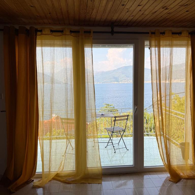 Kotor Bay Villa - Deluks Dvokrevetna Soba sa Bračnim Krevetom - 2