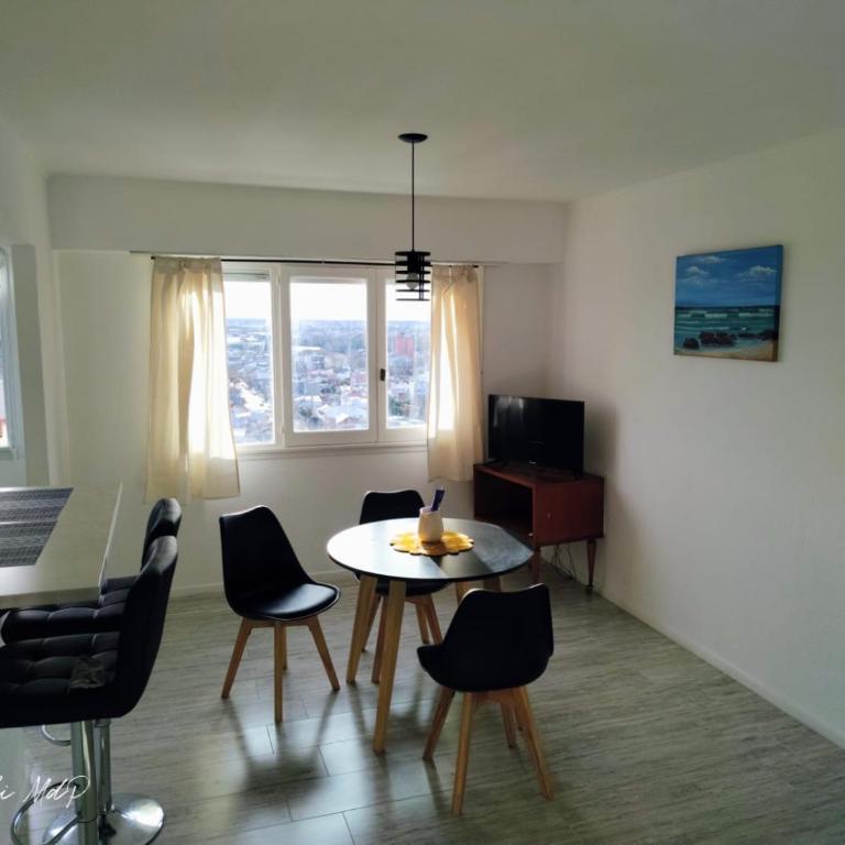 Impecable y amplio Zona Polideportivo y Hospital Privado - Apartamento de 1 dormitorio - 1