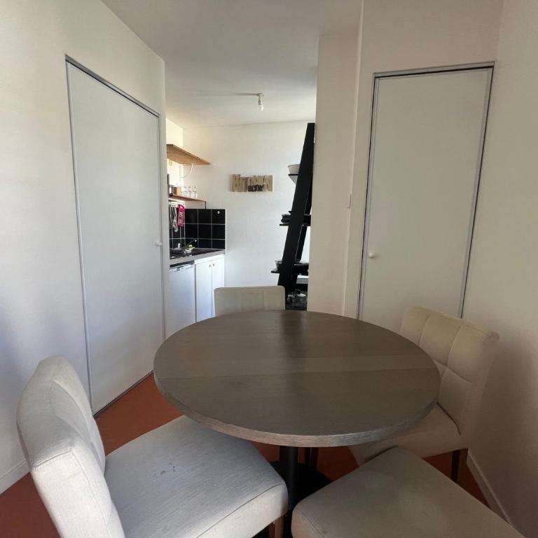 Studio Quartier La Pallice Proche Ile de Ré à La Rochelle - Appartement - 3