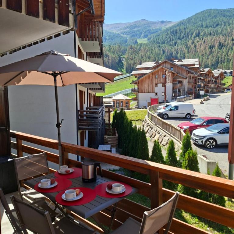 Appartement 3 chambres les orres 1800 - Three-Bedroom Apartment - 2