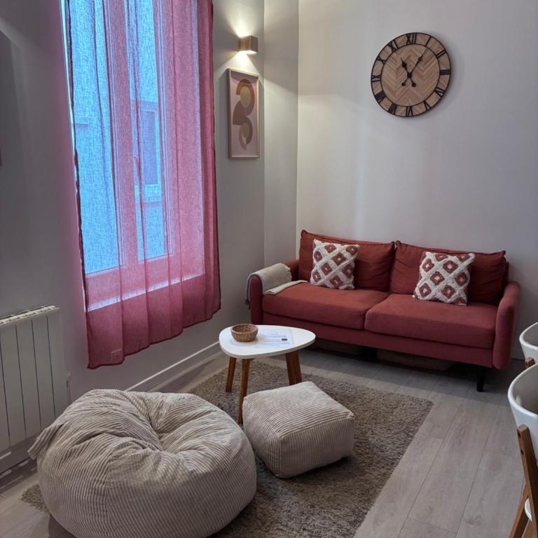 Appartements coeur de ville de Vichy - Two-Bedroom Apartment - 5