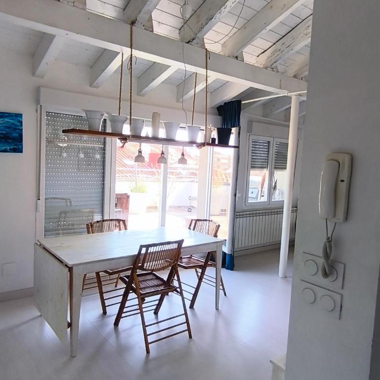 Ático con vistas a la catedral y al sur de la ciudad - Apartamento de 1 dormitorio - 6