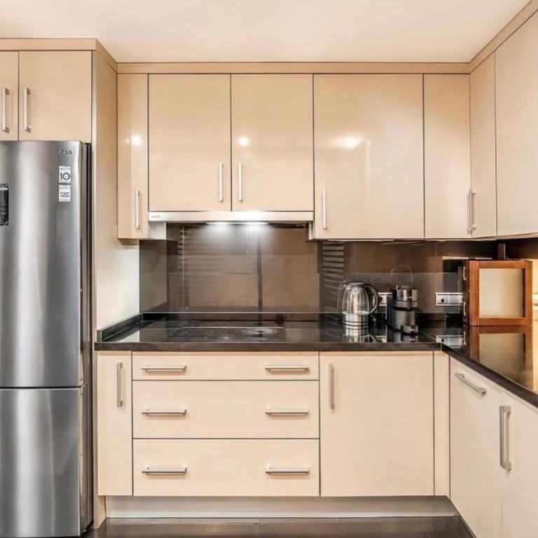 Bahia de la plata Estepona beach front - Two-Bedroom Apartment - 15