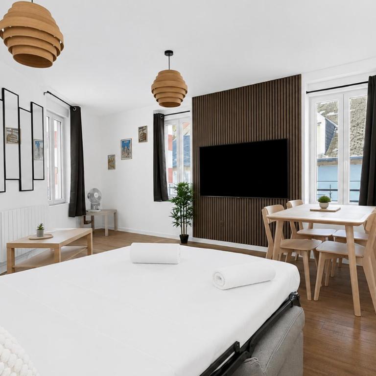 Duplex Design Gare & Thermes Vichy - Appartement 2 Chambres - 5
