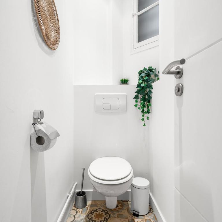 Nice Renting - BARLA - Bright 2 Rooms Nice Port Easy Access to Monaco - Appartement 1 Chambre - 12