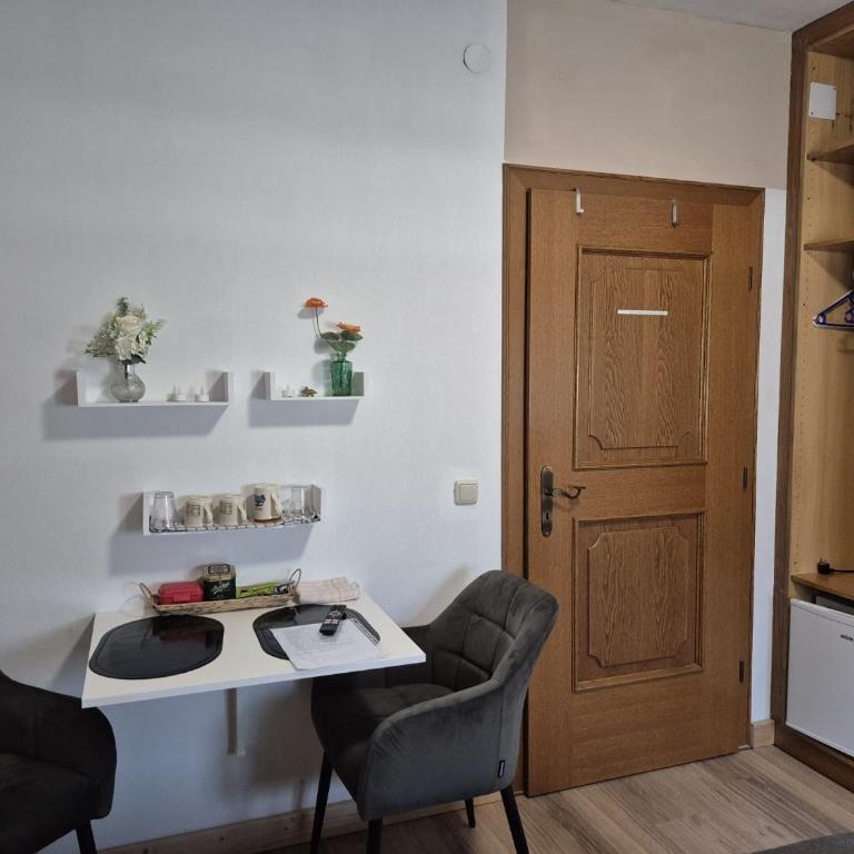 Alie Gusta - Doppelzimmer mit eigenem Bad - 40