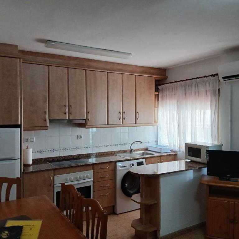 Apartamentos Rovi-Céntrico - Apartamento de 3 dormitorios - 3