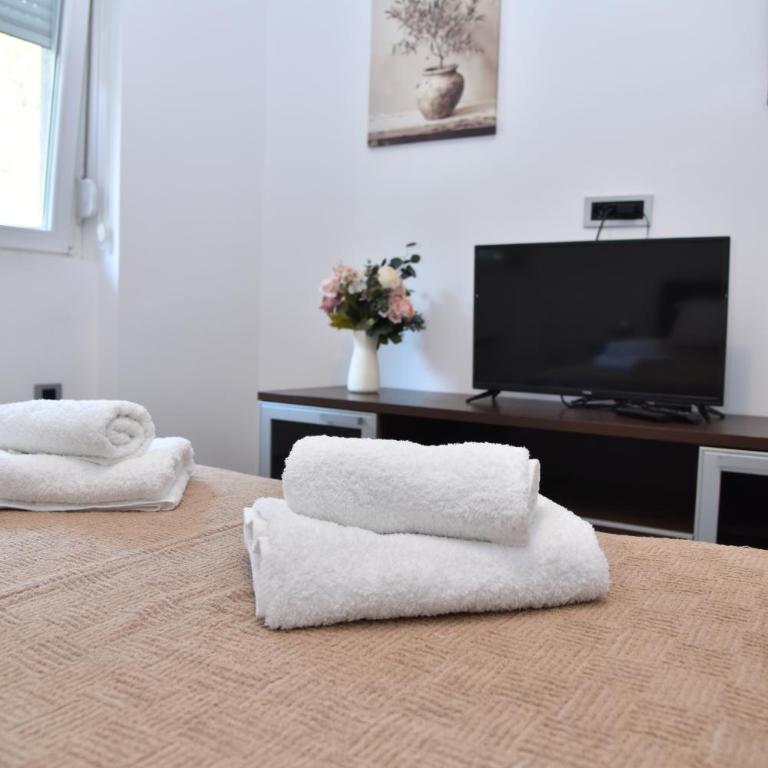Casa Dorcol - Two-Bedroom Apartment - 16