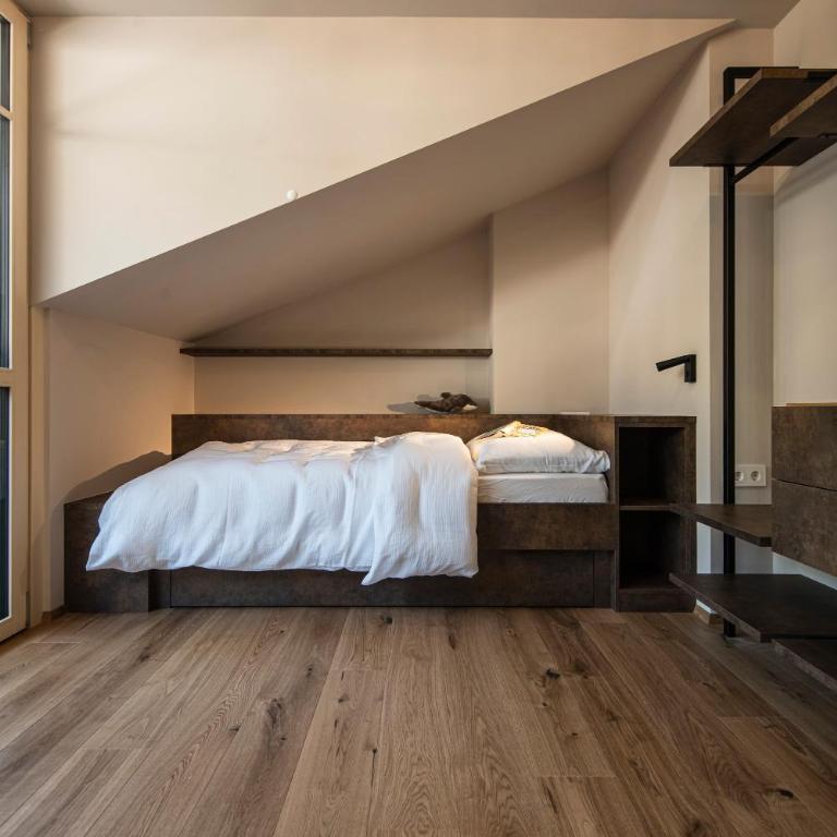 Essa Rooms NEW - Appartamento con 2 Camere da Letto e Balcone - 5