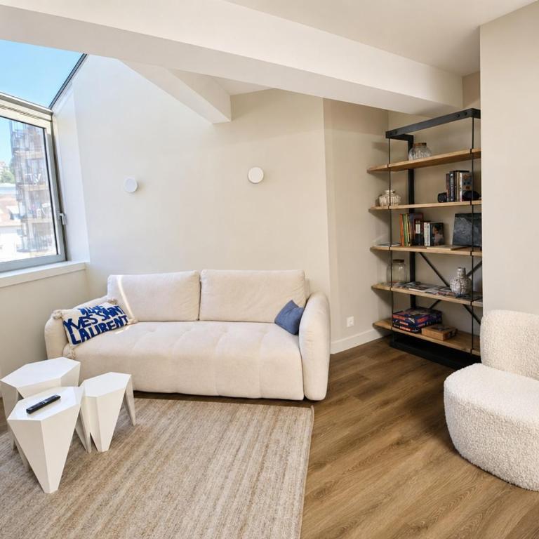 City break Aix-les-Bains,2 chambres garage, climatisation - Appartement 2 Chambres - Vue sur Ville - 9