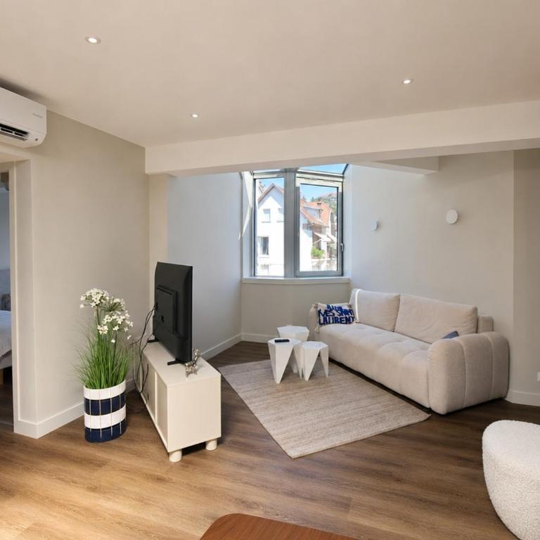 City break Aix-les-Bains,2 chambres garage, climatisation - Appartement 2 Chambres - Vue sur Ville - 15