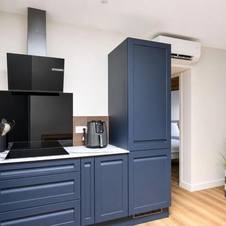 City break Aix-les-Bains,2 chambres garage, climatisation - Appartement 2 Chambres - Vue sur Ville - 13