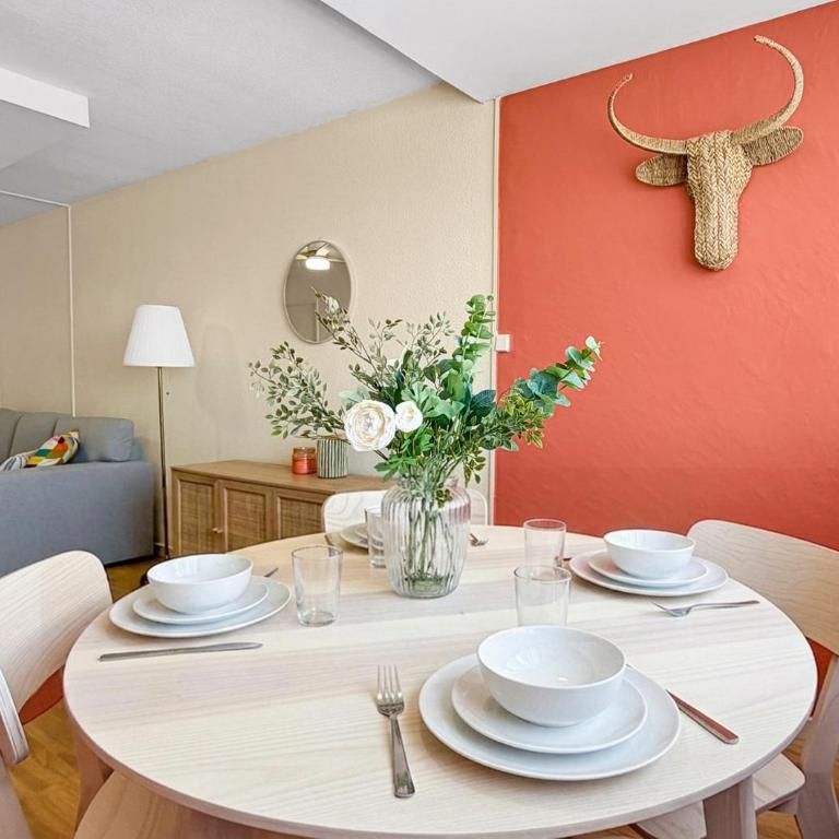 T2 moderne et lumineux -centre-ville avec piscine - One-Bedroom Apartment - 14