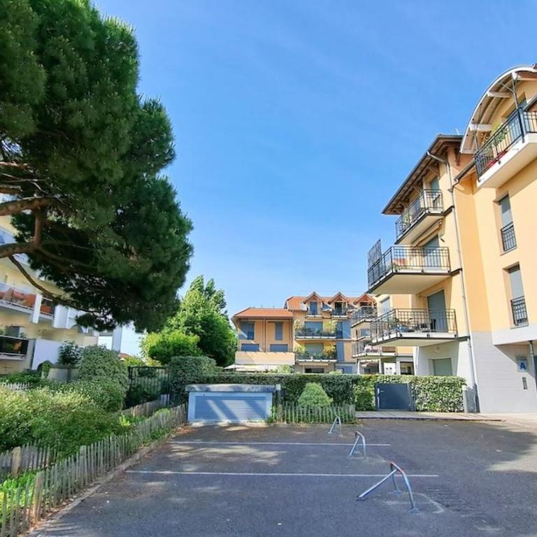 T3 spacieux Arcachon sur jardin, proche du port et de la plage - Two-Bedroom Apartment - 18