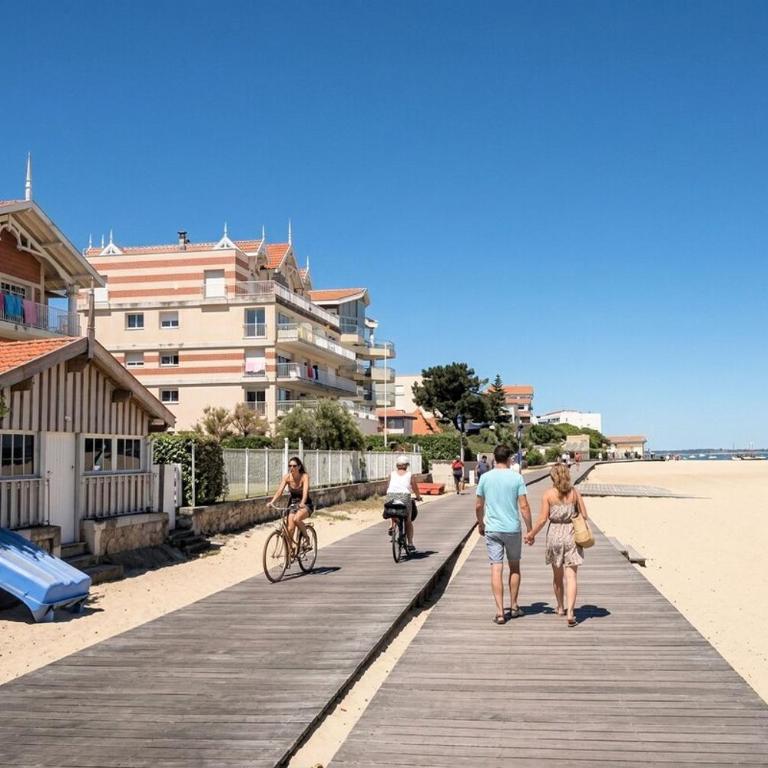 T3 spacieux Arcachon sur jardin, proche du port et de la plage - Two-Bedroom Apartment - 24