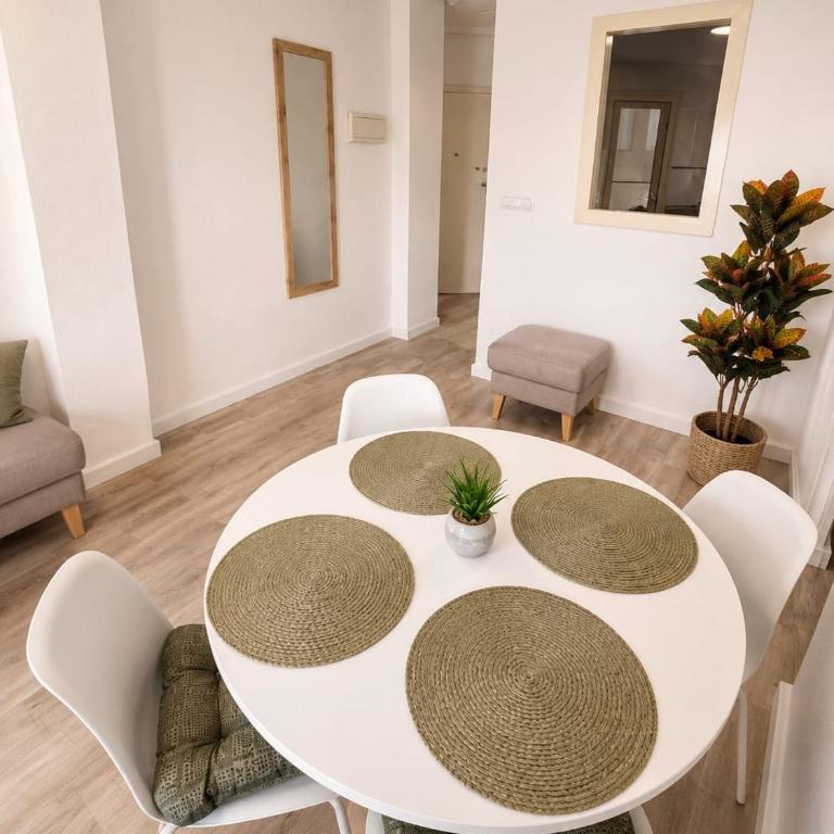 Cabo Roig 2 bed apartment with sea views - Two-Bedroom Apartment - 4