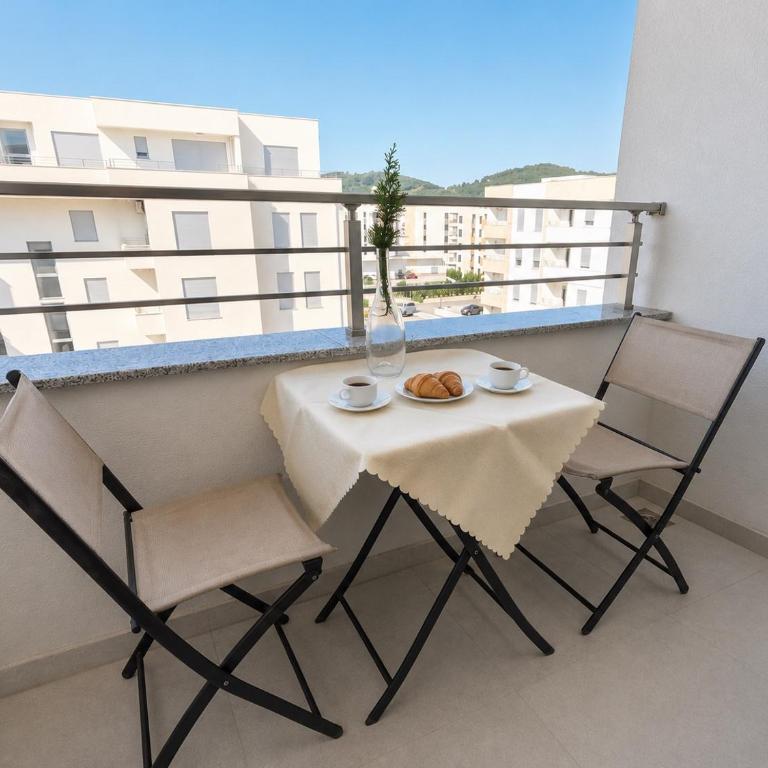 Adriatica Apartments - One-Bedroom Apartment - 9