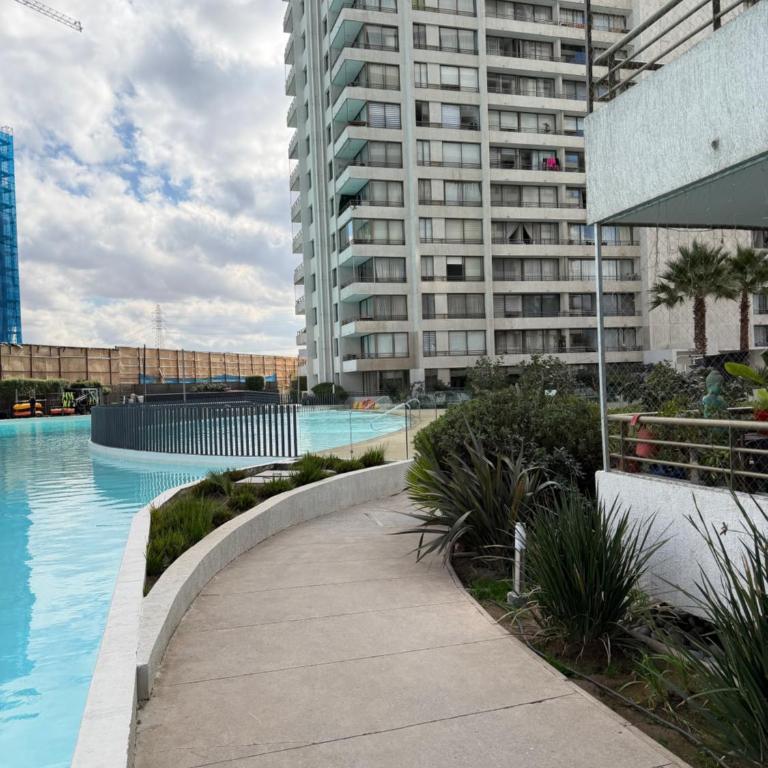 Hospédate con una vista de postal, en la comuna de Macul Este acogedor apartamento de1 Habitación 1 Baño con una laguna navegable - One-Bedroom Apartment - 23