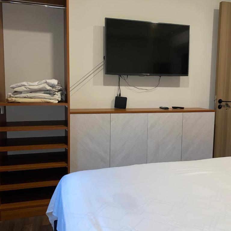 LuxeSuites-2 bedrooms, a short walk from Lostajibos, Equipetrol - Apartamento de 2 dormitorios - 2