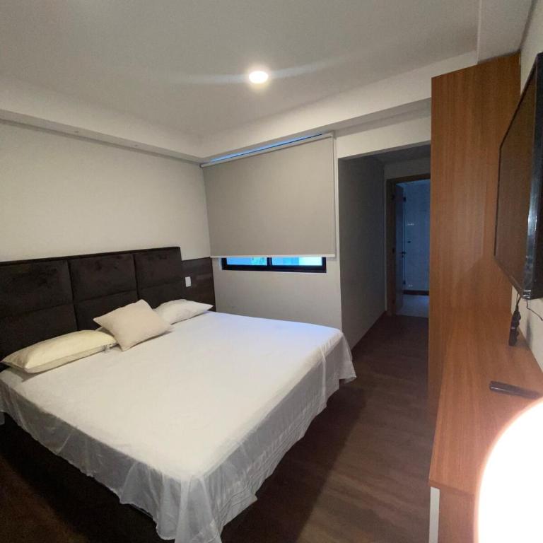 LuxeSuites-2 bedrooms, a short walk from Lostajibos, Equipetrol - Apartamento de 2 dormitorios - 15