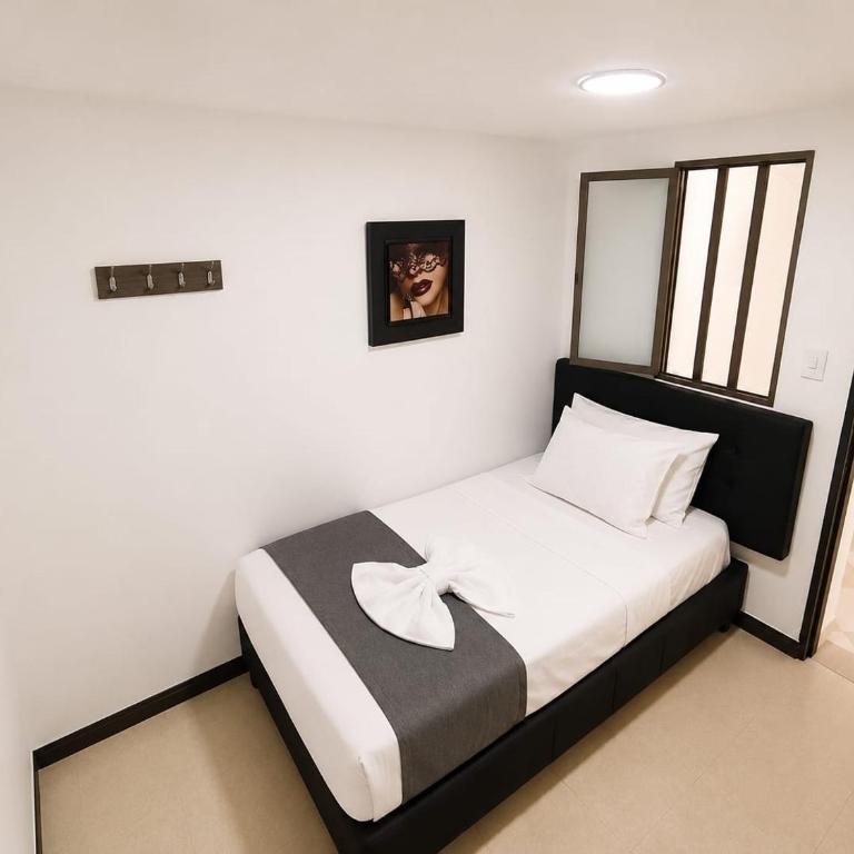 Hotel Nexo - Single Room with Private Bathroom - 1