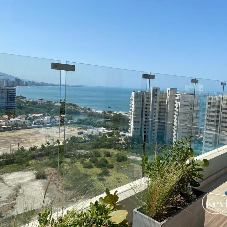 New KeyPoint Delventto 2 hab y Terraza - Two-Bedroom Apartment with Terrace and Sea View - 55