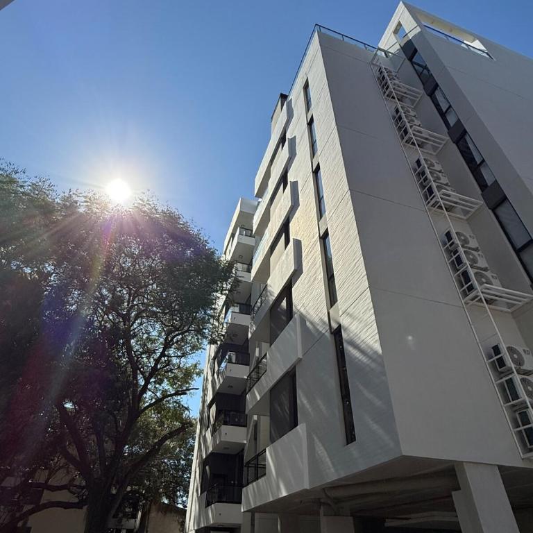 Chic Luxury 2BR Apartment - Modern Design - Apartamento de 2 dormitorios - 2