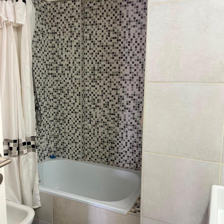 Monoambiente Bv Chacabuco - One-Bedroom Apartment - 7