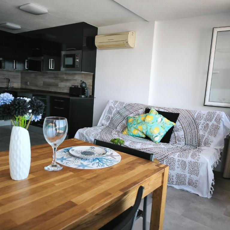 Apartamento en Primera línea Playa de Muchavista - Apartment mit 2 Schlafzimmern - 8