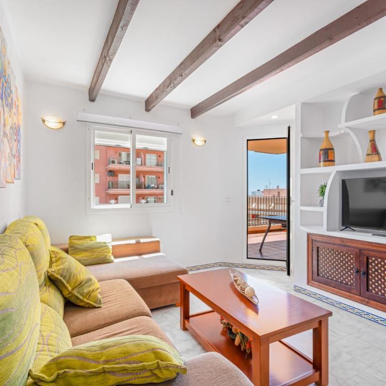 Apartamento Fabi Beach - Two-Bedroom Deluxe Apartment with Ocean View - 3