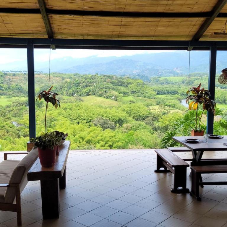 Infinity pool, mountain views and horses - Casa de 4 dormitorios - 12