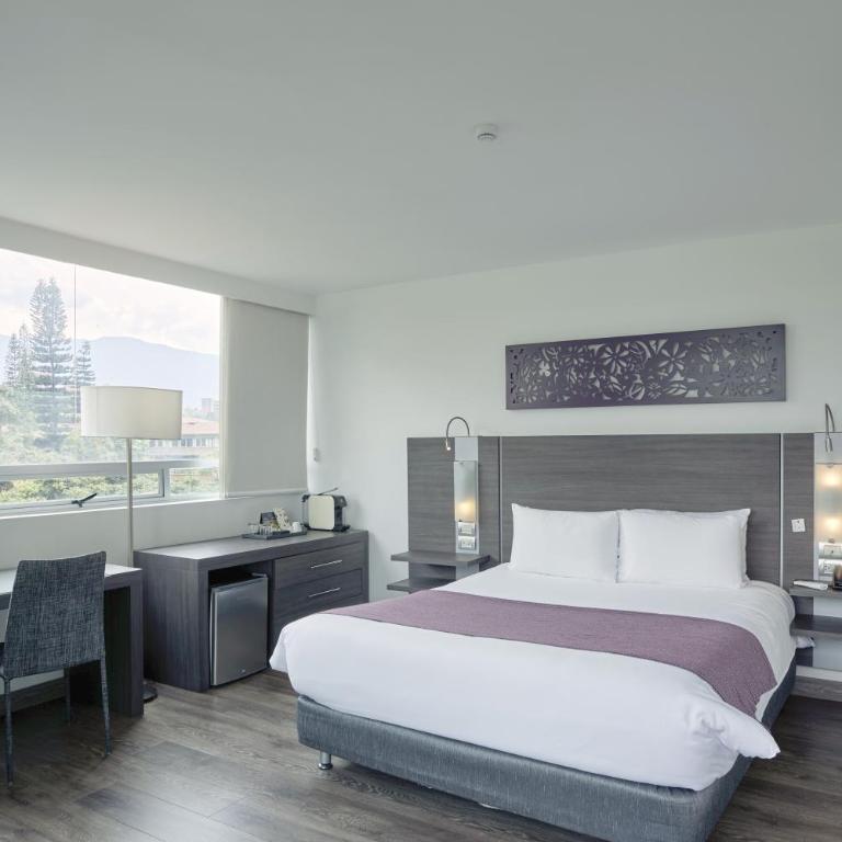 Hotel bh El Poblado - Double Room - 3