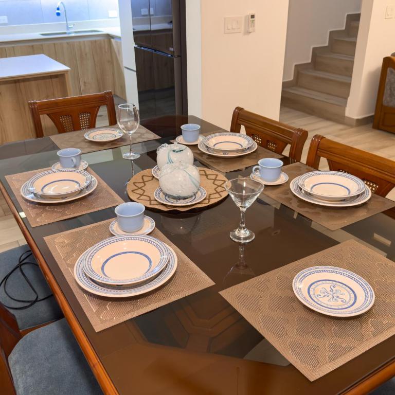 Casa vacacional y familiar en la mejor zona de Manta - Casa de 3 dormitorios - 5