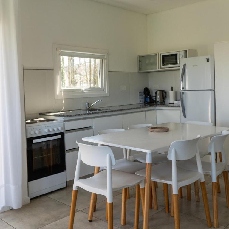 CABAÑA PARA 6 PERSONAS en Tandil - Casa de 2 dormitorios - 3