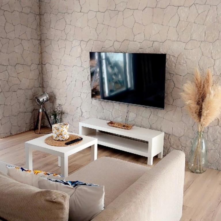 Dolce Vita - Two-Bedroom Chalet - 12