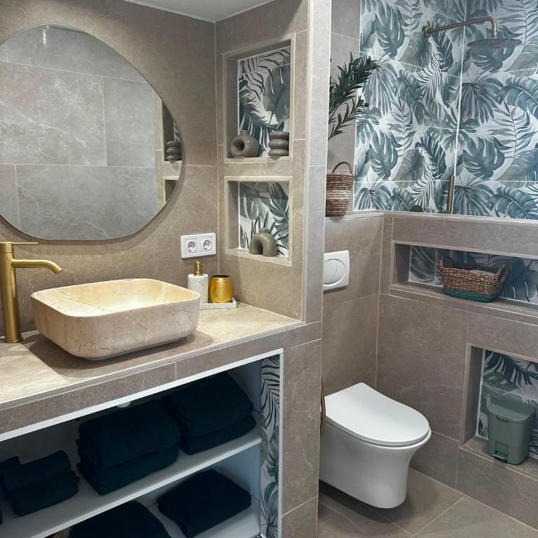 Dolce Vita - Two-Bedroom Chalet - 6