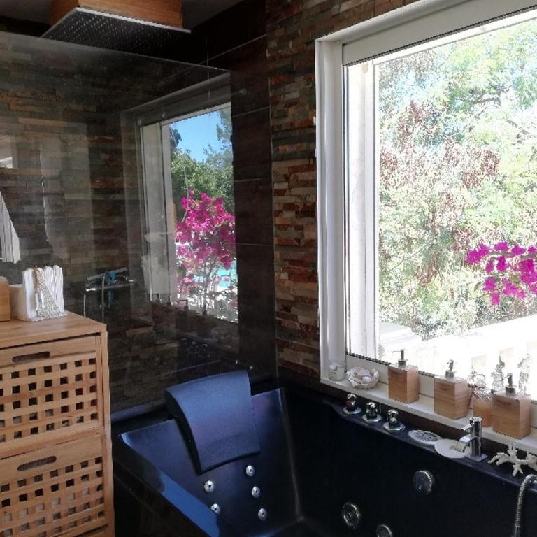 Bright villa with pool - Villa 3 Chambres - 6