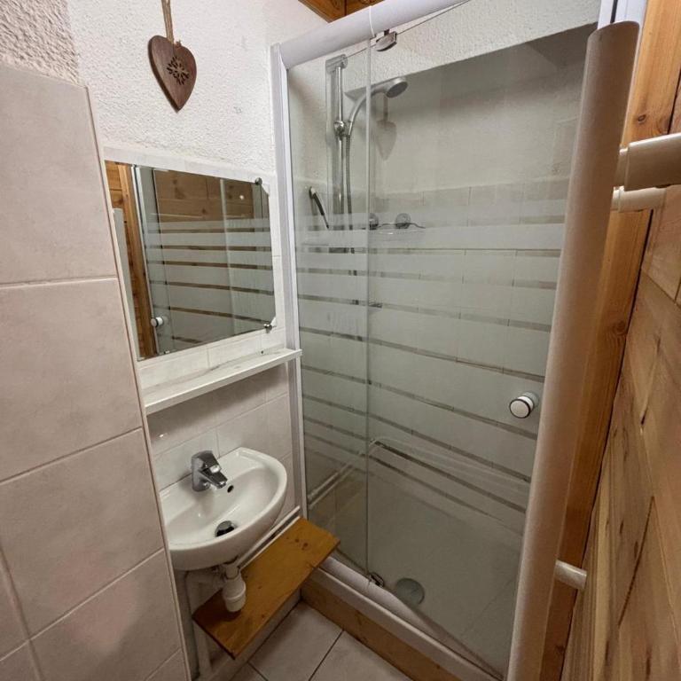 Valfrejus Appartment 6 a 13 personnes centre village - Apartamento con vistas a las montañas - 33