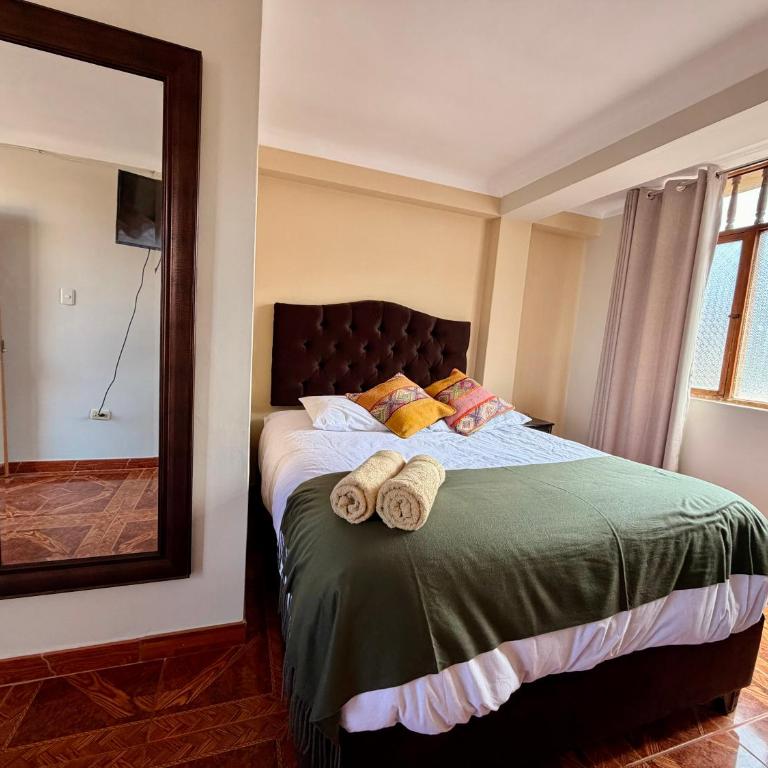 La Cusqueña Hostel - Double Room with Private Bathroom - 21