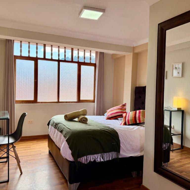 La Cusqueña Hostel - Double Room with Private Bathroom - 26