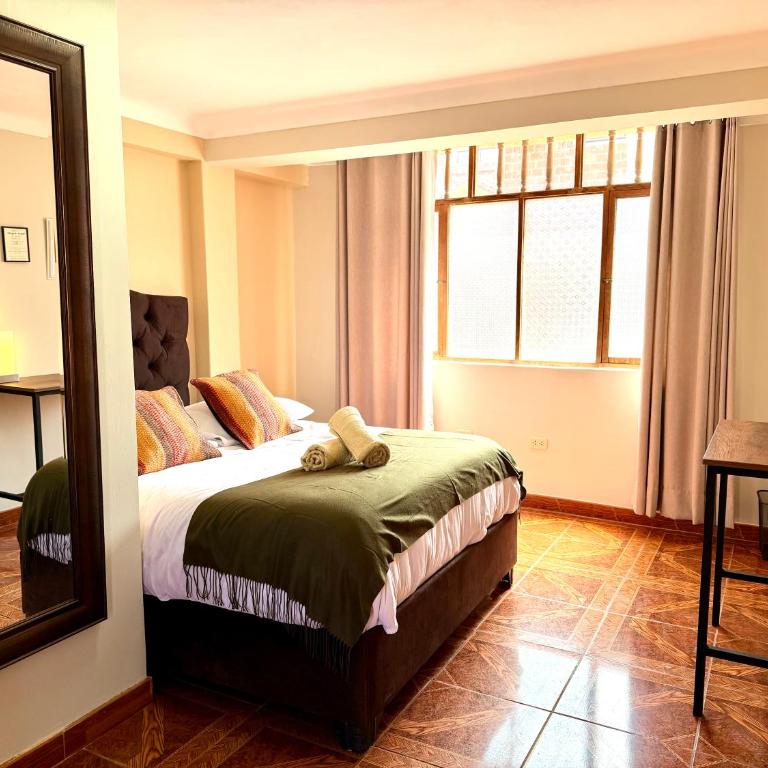 La Cusqueña Hostel - Double Room with Private Bathroom - 36